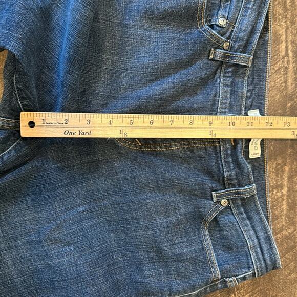 Levi's Women's 512 Perfectly Slimming Bootcut Jeans Dark Wash Size 14 - Picture 5 of 8